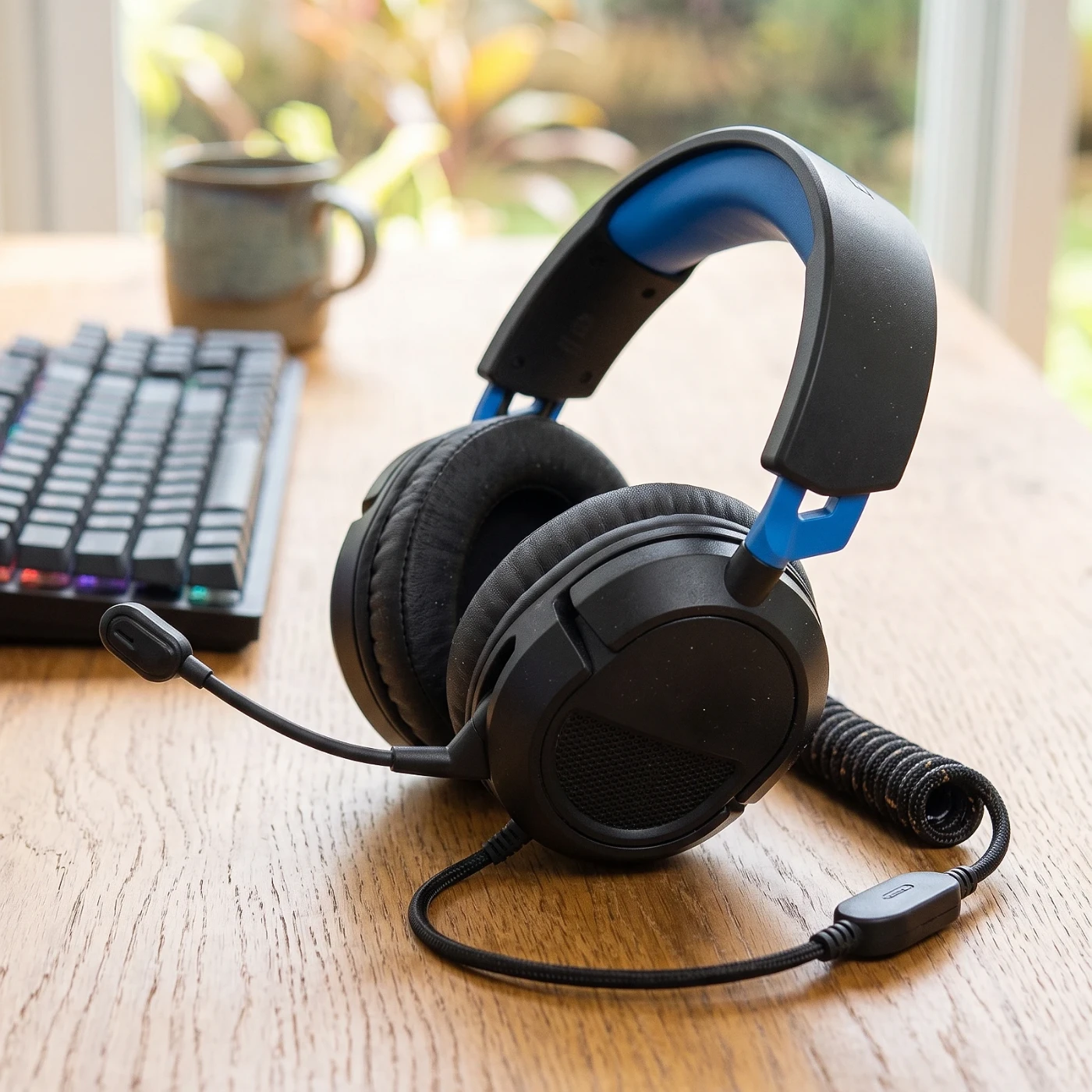 Audífonos Gamer AOC, Conexión Cableada, Multiplataforma — foto 4